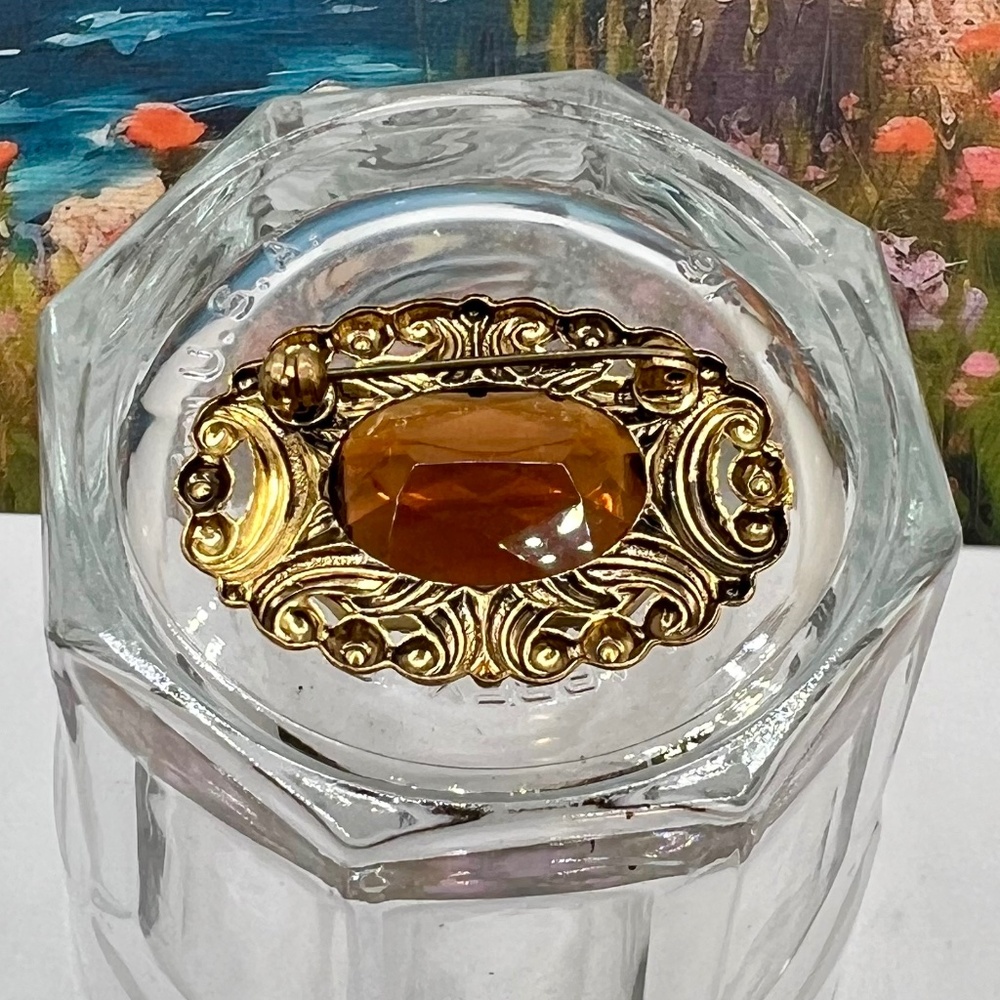 Czech Inspired Amber Acrylic Brooch - Picture 4 of 4